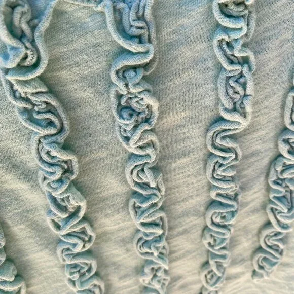 Women's Aqua Blue sleeveless blouse with Vertical Fabric Detailing Size Large - Picture 3 of 6